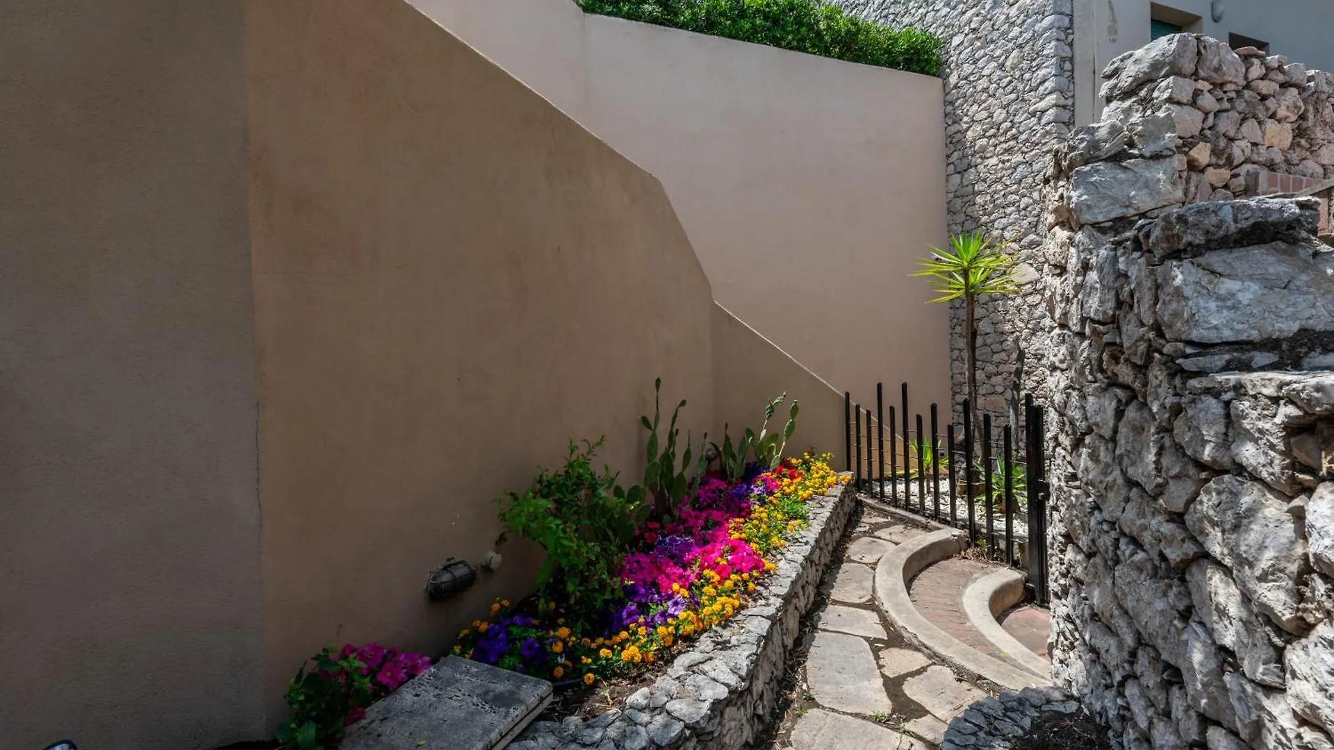 Casa Trevelyan Isola Bella Apartment Taormina 0*,